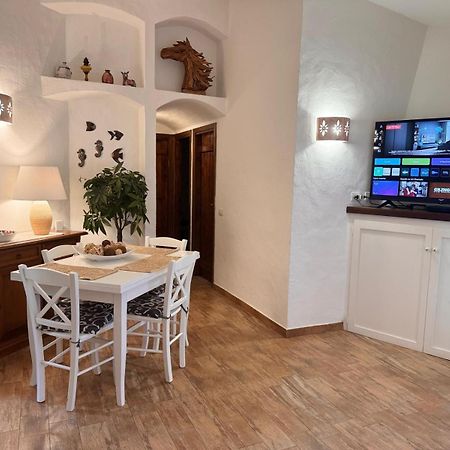 Sealine Villa With An Amazing View Of Tavolara Olbia Exterior photo