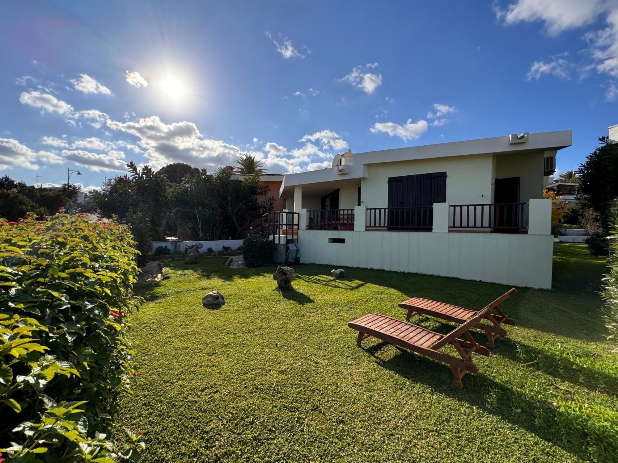 Sealine Villa With An Amazing View Of Tavolara Olbia Exterior photo